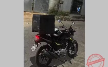 em-campos,-motociclista-e-cercado-por-criminosos-e-tem-moto-roubada-durante-assalto