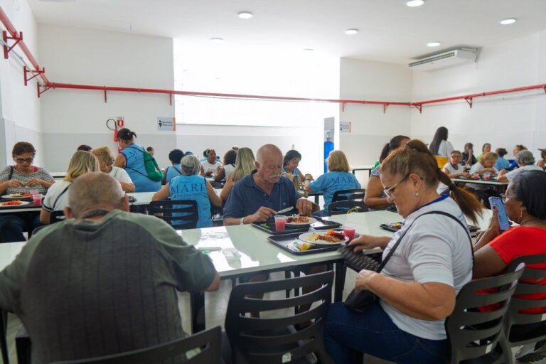 nilopolis-inaugura-restaurante-do-povo-com-jantar-inedito-na-baixada