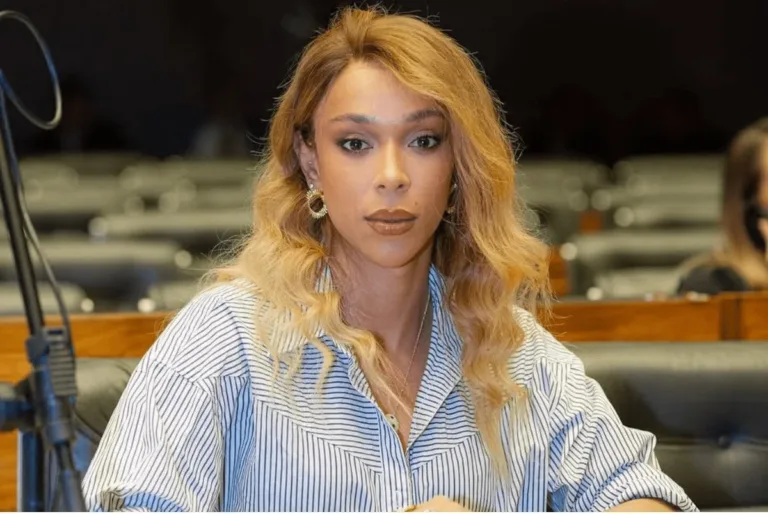erika-hilton-aciona-mp-para-suspender-privatizacao-de-linhas-da-cptm
