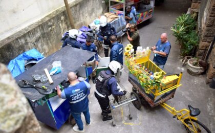 em-copacabana,-tolerancia-zero-fecha-depositos-ilegais-e-apreende-nove-toneladas-de-materiais