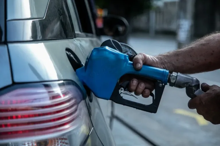 gasolina-tera-subsidio-de-r$-0,44-mantido-por-mais-30-dias