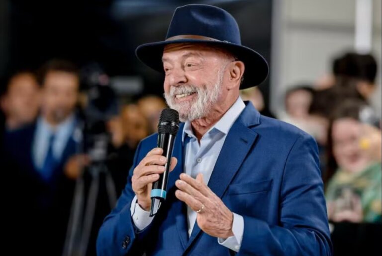 lula-visita-avibras-apos-retomada-das-atividades-e-reforca-apoio-a-industria-de-defesa