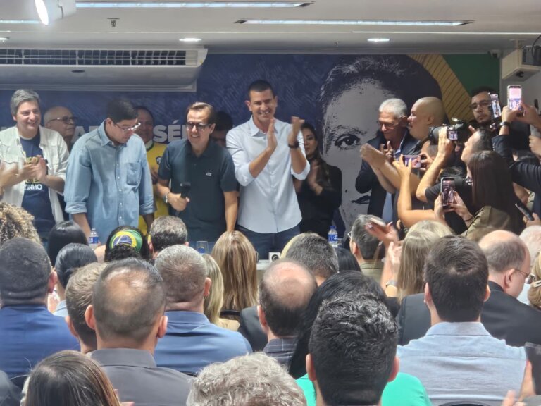 pl-oficializa-douglas-ruas-ao-governo-do-rio-e-carlos-portinho-ao-senado