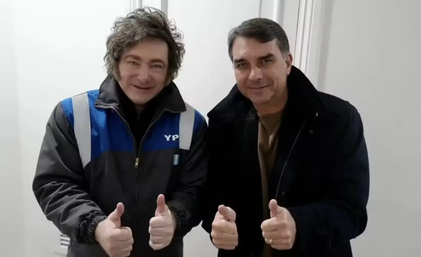 em-flavio-bolsonaro,-milei-desembarca-no-brasil-para-dar-o-abraco-do-afogado
