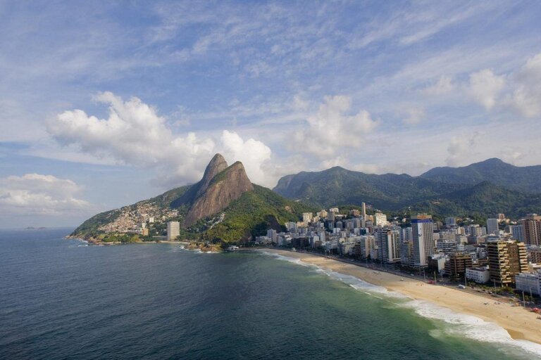 em-tres-anos-com-oferta-cada-vez-menor,-aluguel-no-rio-dispara-38%
