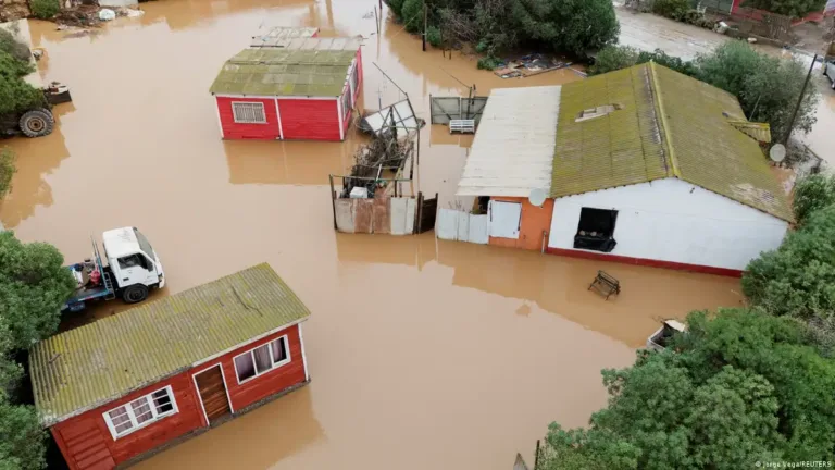 em-quatro-dias-e-chile-decreta-catastrofe,-atacama-recebe-chuva-de-quatro-anos