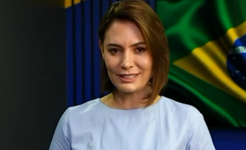 michelle-cita-uma-vez-flavio-e-exalta-bolsonaro-na-convencao-do-pl