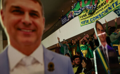 em-convencao-de-flavio,-deputada-aciona-pgr-contra-video-de-jair-bolsonaro-feito-por-ia
