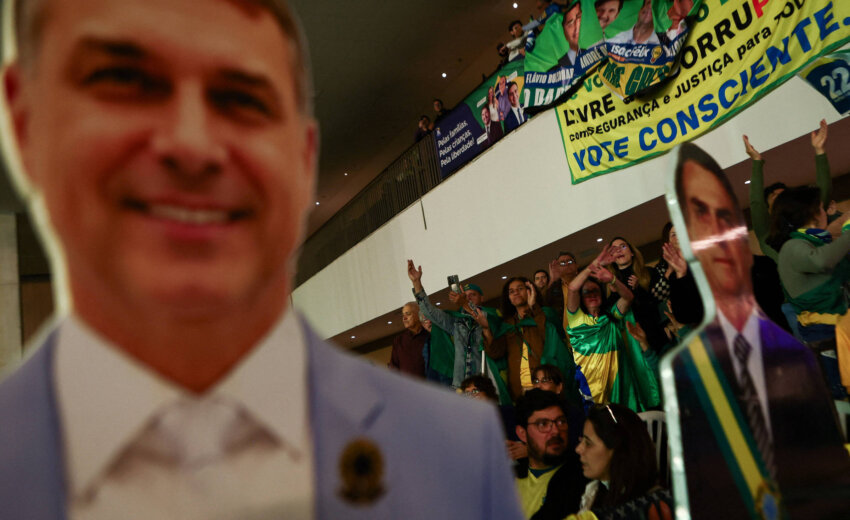 em-convencao-de-flavio,-deputada-aciona-pgr-contra-video-de-jair-bolsonaro-feito-por-ia