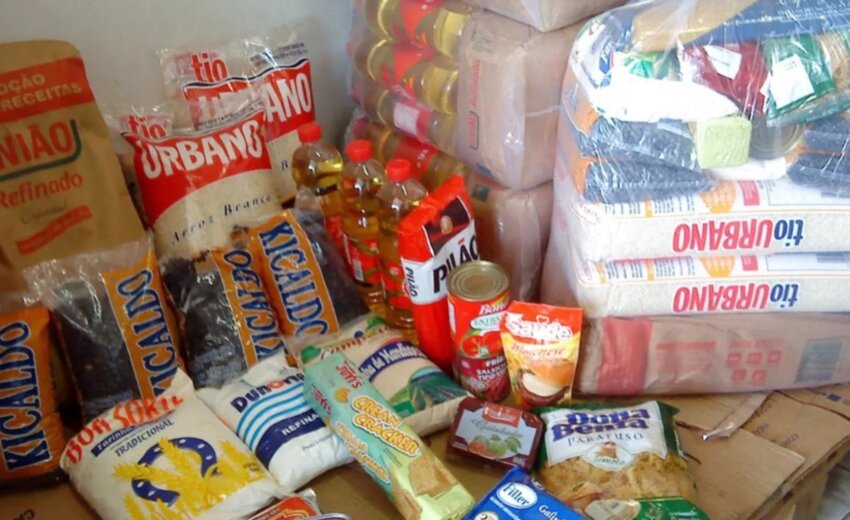 em-brasil,-cesta-basica-consome-mais-da-metade-do-salario-minimo-liquido-e-exige-105-horas-de-trabalho