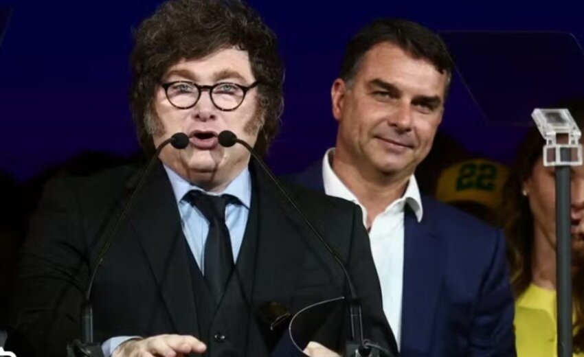 familia-anuncia-a-morte-politica-de-bolsonaro-e-pede-socorro-a-milei.-por-moises-mendes