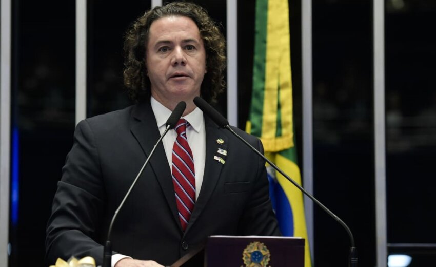 veneziano-nomeou-servidora-de-prefeitura,-filho-de-aliado-e-pastor-no-gabinete-do-senado