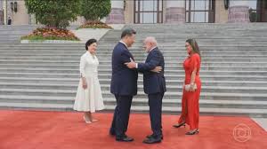 lula-e-xi-jinping-ampliam-parceria-entre-brasil-e-china-em-comercio,-tecnologia-e-diplomacia