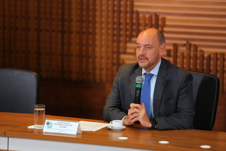 governo-de-ricardo-couto-e-aprovado-por-34%-e-desaprovado-por-25%,-aponta-quaest