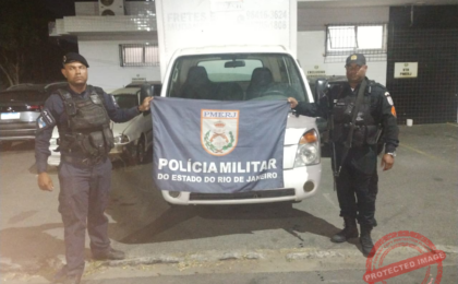 em-campos,-caminhao-roubado-e-recuperado-pela-pm