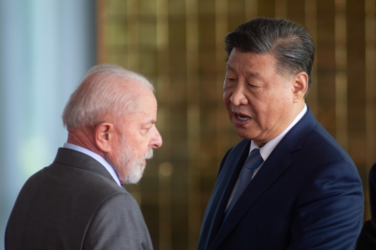 xi-critica-interferencia-dos-eua-e-diz-a-lula-que-china-apoiara-o-brasil