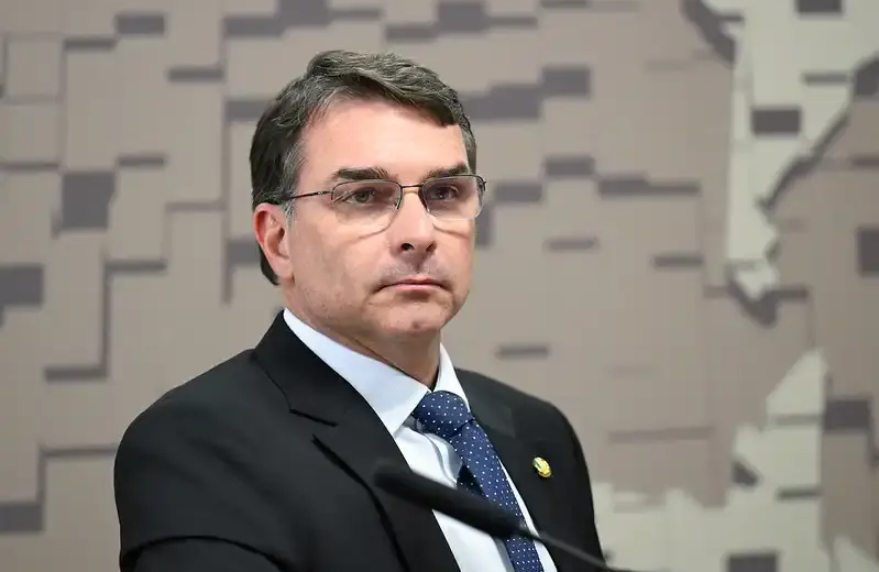 a-rejeicao-de-flavio-bolsonaro-entre-as-mulheres,-segundo-a-btg/nexus