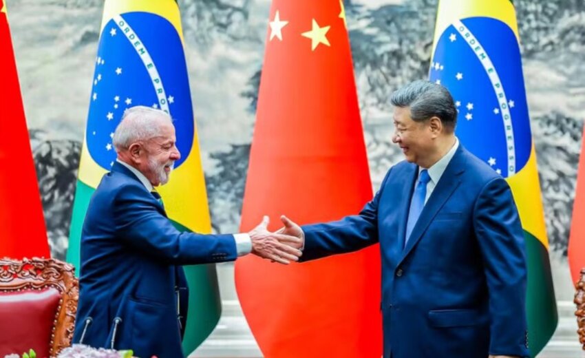 em-conversa-com-lula,-xi-jinping-manifesta-apoio-ao-brasil-e-rejeita-interferencia-externa