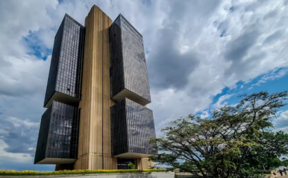 mercado-reduz-previsao-da-inflacao-pela-4a-semana-seguida,-mas-mantem-indice-acima-do-teto-da-meta