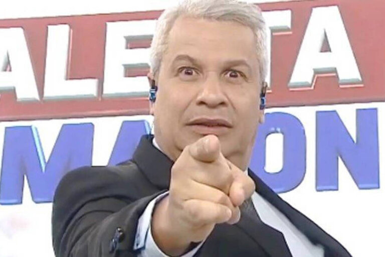sikera-jr.-e-redetv!-terao-de-pagar-r$-300-mil-por-associar-gays-a-pedofilia