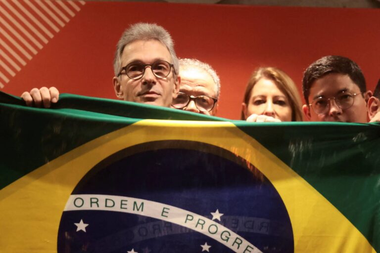 zema-oficializa-candidatura-sem-vice-e-promete-indulto-a-bolsonaro