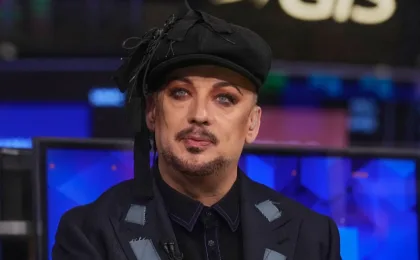 em-gaza-e-gera-onda-de-repudio-nas-redes,-boy-george-lanca-musica-pro-israel,-nega-genocidio