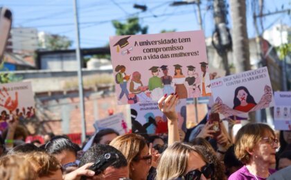 em-niteroi,-ato-contra-o-feminicidio-marca-abertura-da-reuniao-anual-da-sbpc