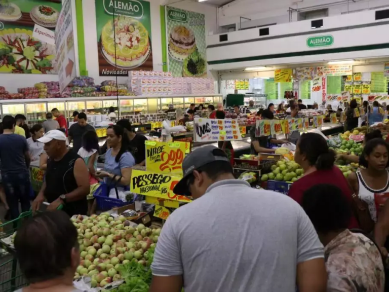 ipca-15-desacelera-e-derruba-preco-dos-alimentos-nos-mercados