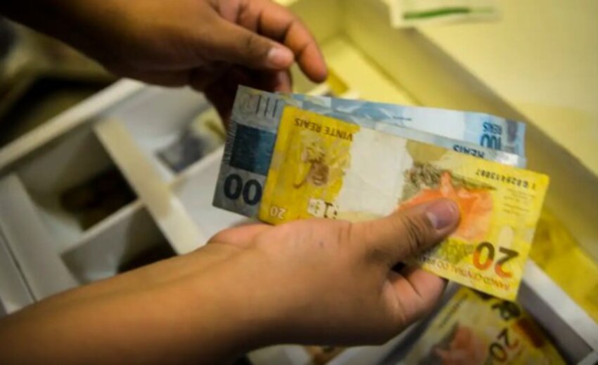 em-julho-e-fica-bem-abaixo-das-projecoes,-ipca-15:-previa-da-inflacao-desacelera-para-0,06%
