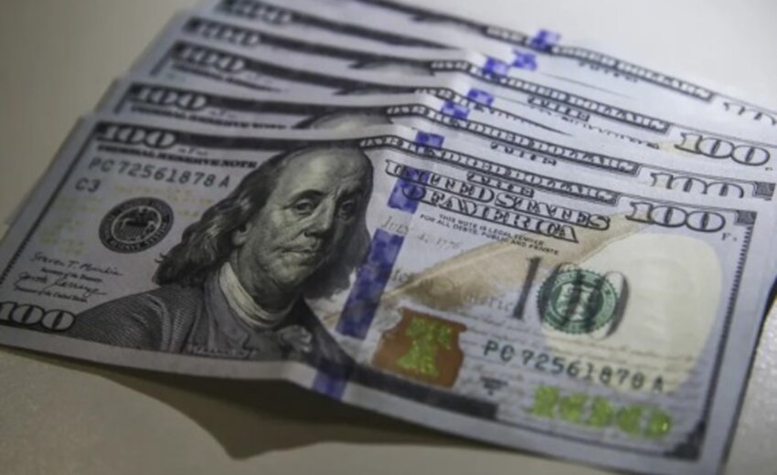 com-dolar-mais-baixo,-gastos-de-brasileiros-no-exterior-batem-recorde-historico-no-1o-semestre