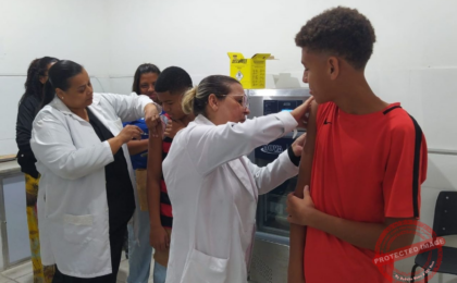 em-campos,-vacinacao-noturna-beneficia-trabalhadores-e-fortalece-a-prevencao