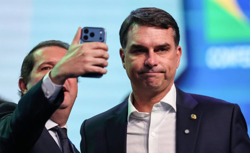 flavio-bolsonaro-reposta-video-de-lula-com-presidente-da-coreia-do-sul-e-apaga-minutos-depois