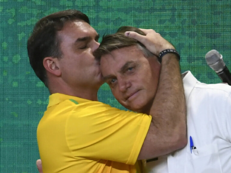datafolha-aponta-maioria-a-favor-de-bolsonaro-em-prisao-domiciliar-e-critica-veto-a-flavio-visitar-o-pai