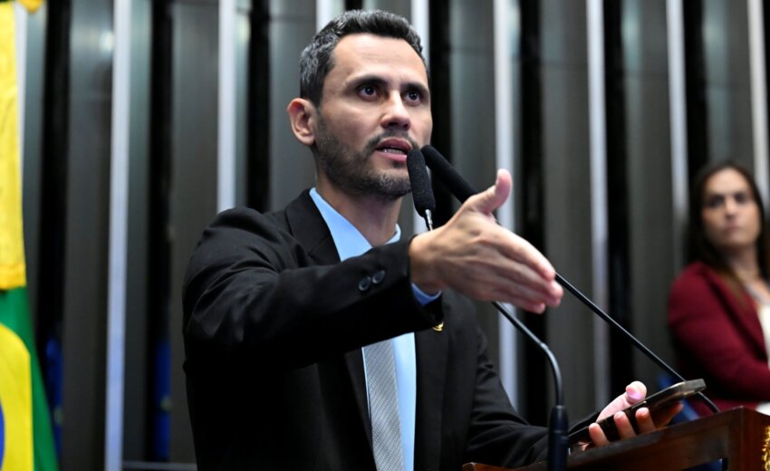 cleitinho-anuncia-candidatura-ao-governo-de-minas-e-fortalece-plano-do-pl-para-2026