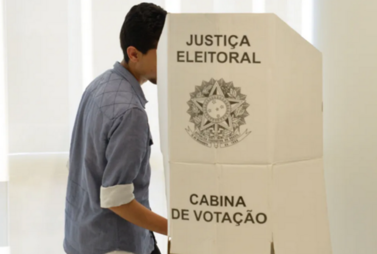 tse-divulga-historico-de-fabricacao-das-urnas-e-rebate-desinformacao-sobre-sistema-eleitoral