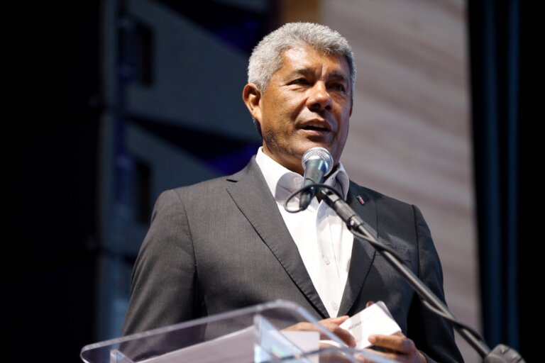 jeronimo-rodrigues-alcanca-57%-de-aprovacao-na-bahia,-diz-quaest
