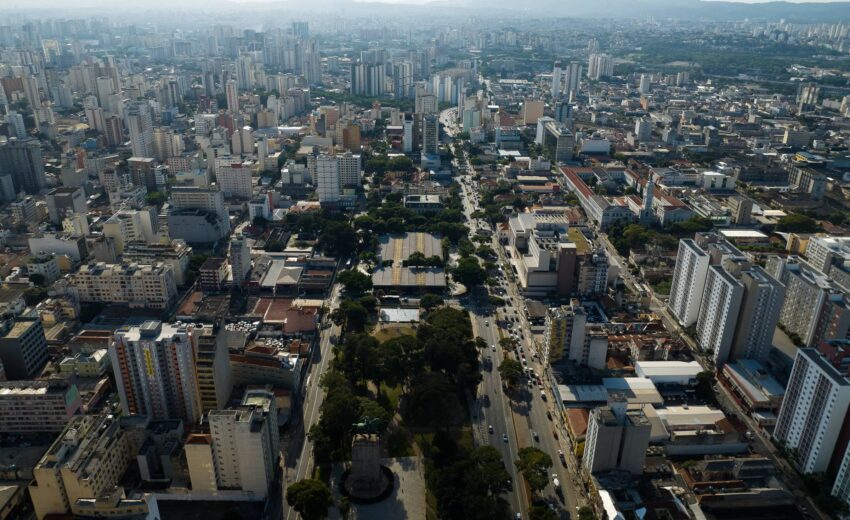 defesa-civil-alerta-para-rajadas-de-vento-em-sao-paulo;-106-mil-estao-sem-luz