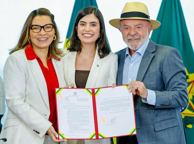 lula-sanciona-pix-pensao,-que-permitira-transferencia-automatica-por-ordem-judicial