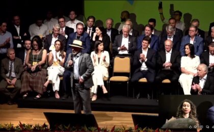 lula-da-recado-a-milei:-“aprendi-cedo-a-andar-de-cabeca-erguida”