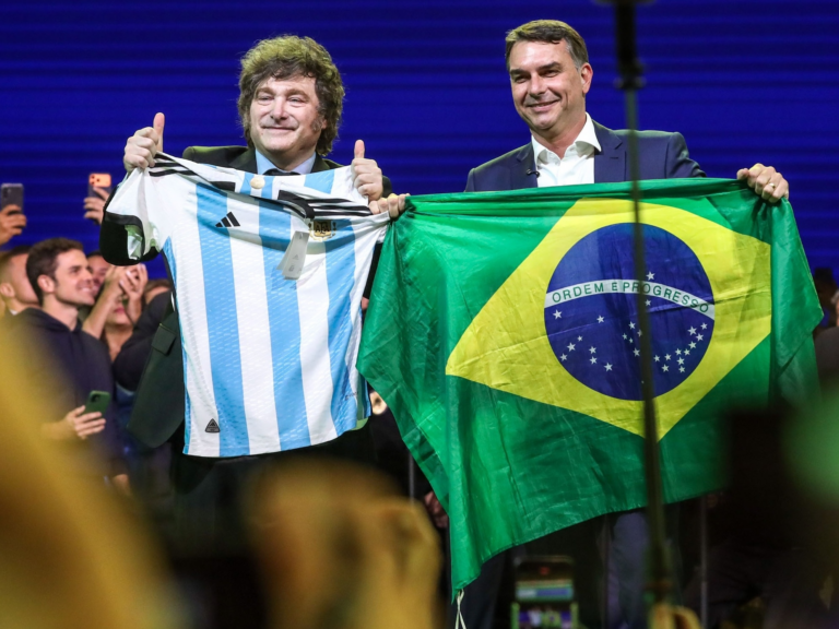 convencao-do-pl:-a-bizarrice-como-estrategia.-por-kakay
