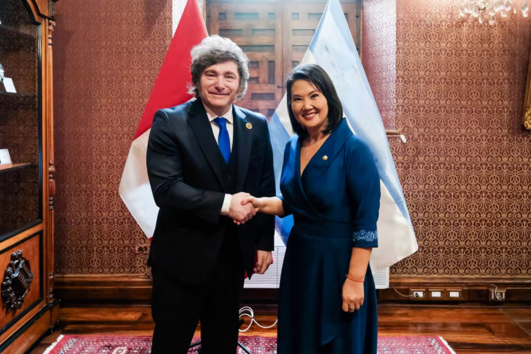 aliados-de-milei-trabalharam-para-keiko-no-peru-para-expandir-rede-de-trump-na-america-latina