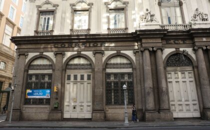 antiga-sede-dos-correios-no-centro-vai-a-leilao-por-r$-53,6-milhoes