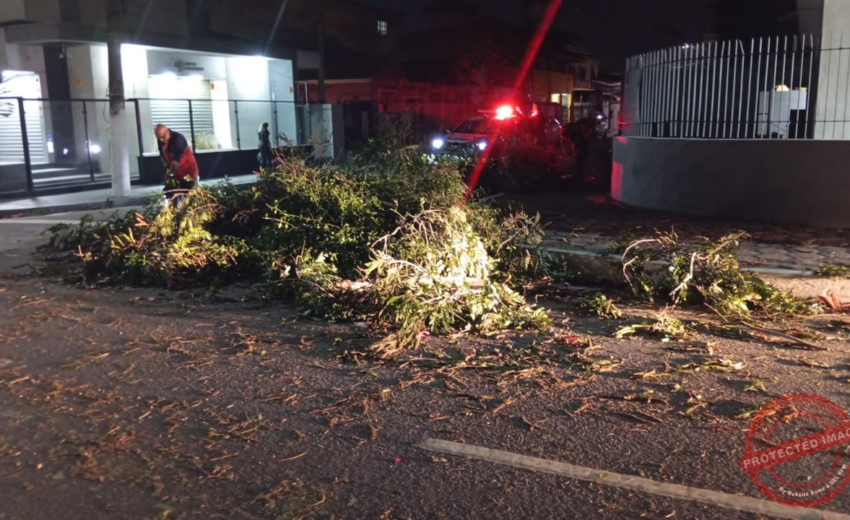 em-macae,-defesa-civil-registra-13-ocorrencias-e-alerta-para-rajadas-de-vento