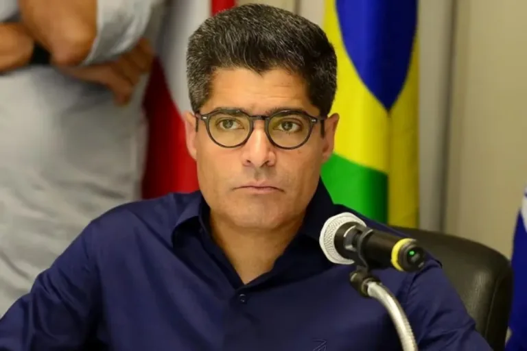 acm-neto-dobra-sua-fortuna-em-4-anos,-mas-maior-aumento-na-ba-e-de-bolsonarista