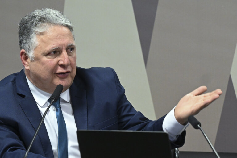 parana-pesquisas:-garotinho-e-o-mais-rejeitado-entre-nomes-ao-governo