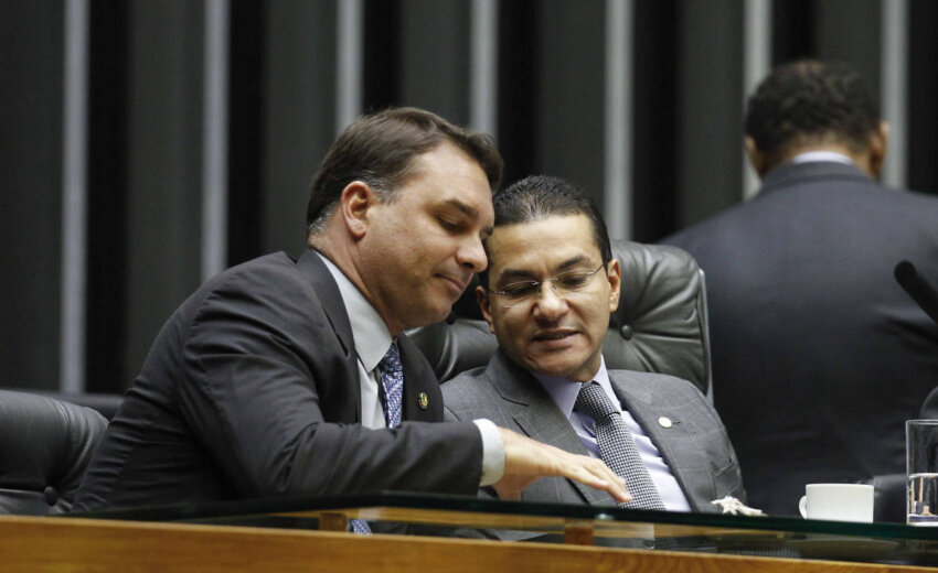 republicanos-deve-liberar-diretorios-e-frustrar-alianca-nacional-com-flavio-bolsonaro
