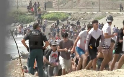 new-york-times:-marroquinos-dizem-que-foram-orientados-pela-policia-a-invadir-ceuta