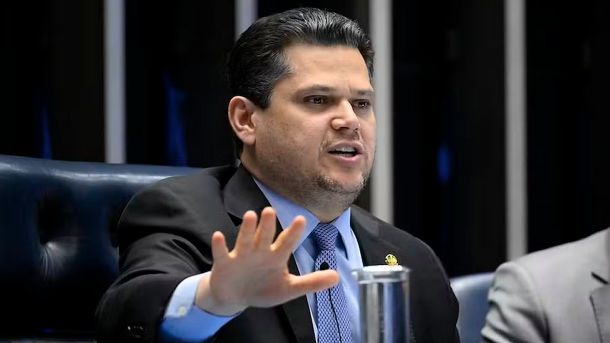 Encontro no Senado Discute Alterações na Jornada de Trabalho