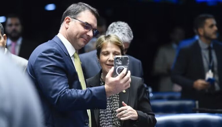 jornaloes-tentaram-empurrar-uma-conservadora-para-a-chapa-do-fascismo.-por-moises-mendes