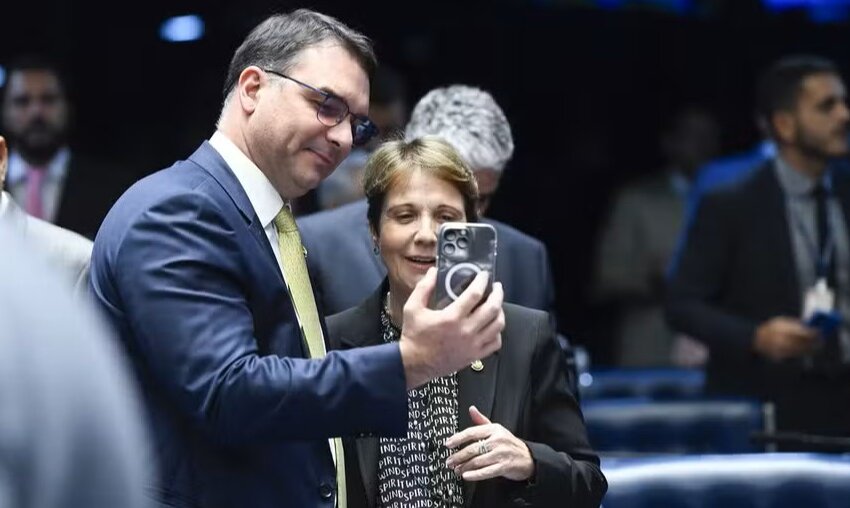 jornaloes-tentaram-empurrar-uma-conservadora-para-a-chapa-do-fascismo.-por-moises-mendes